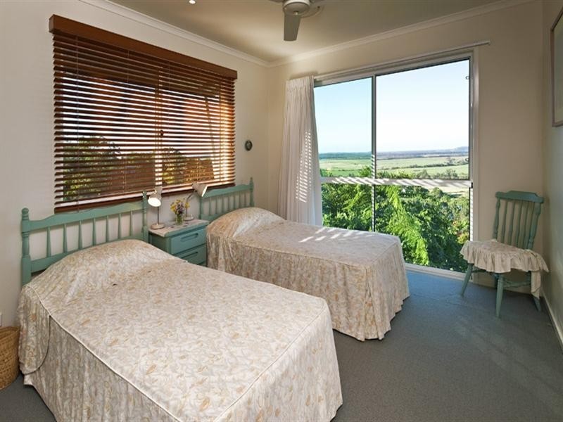 35 Tamin Place, Maroochy River QLD 4561