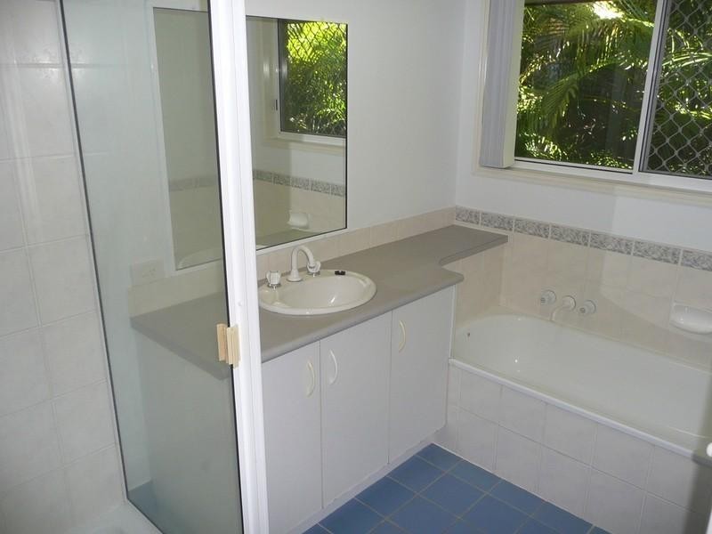 10 Kings Place, Burnside QLD 4560