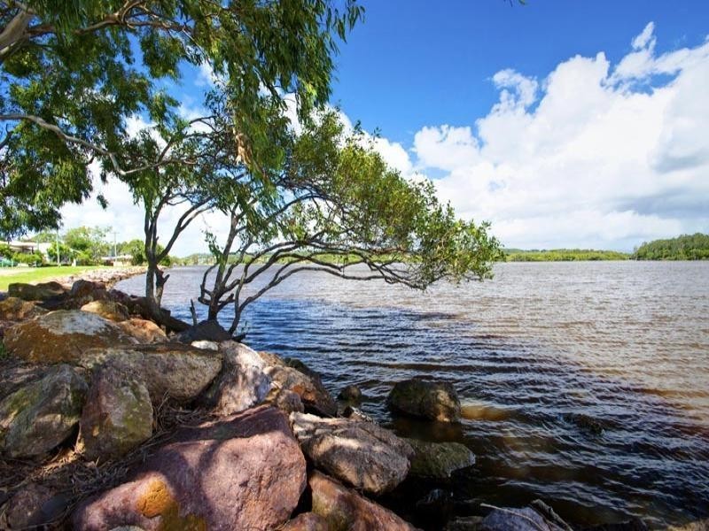 24 Godfreys Avenue, Bli Bli QLD 4560