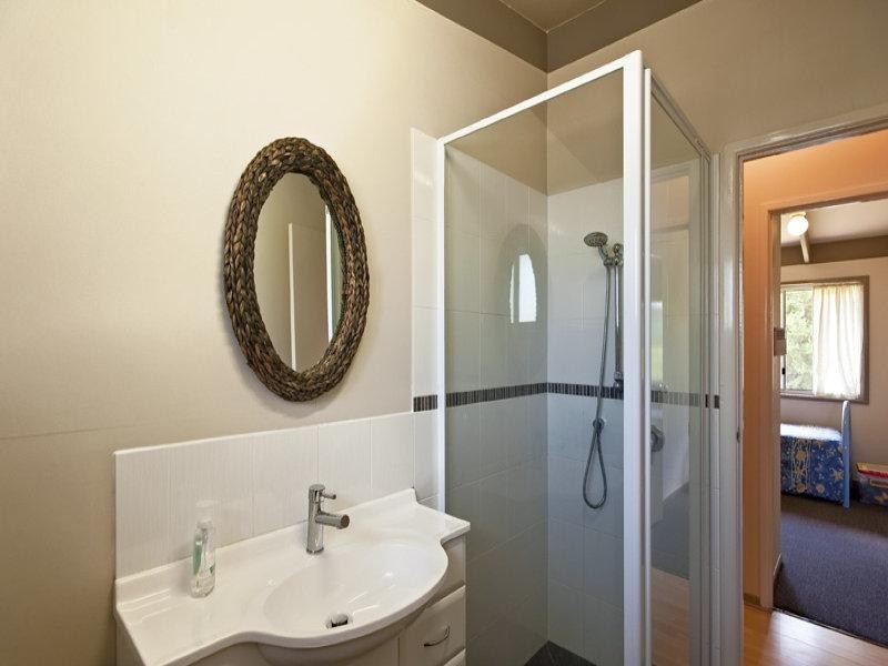 24 Godfreys Avenue, Bli Bli QLD 4560