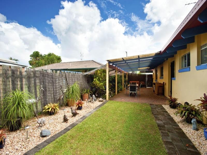 24 Godfreys Avenue, Bli Bli QLD 4560