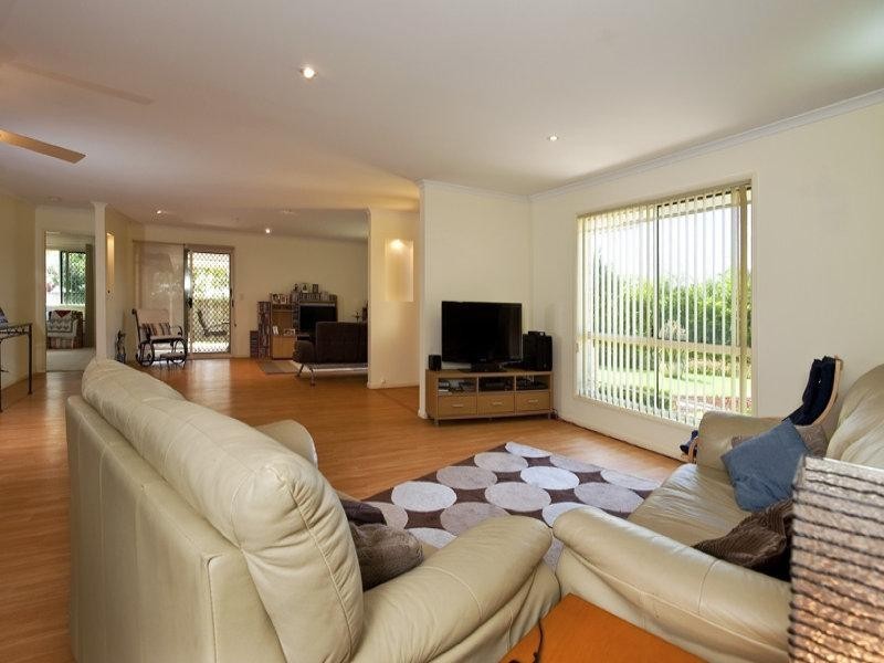 2 Hudson Place, Bli Bli QLD 4560