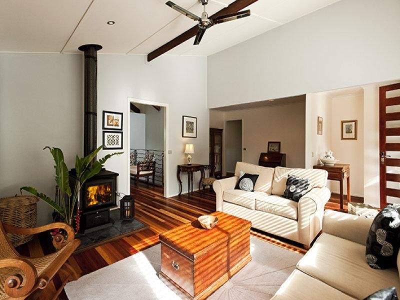 16 Francis Road, Bli Bli QLD 4560