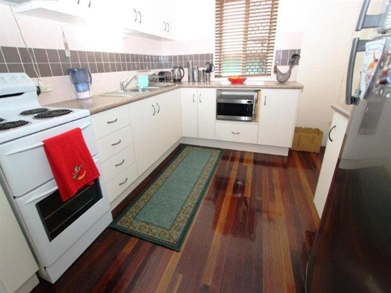 4 McKelligett Street, Wandal QLD 4700