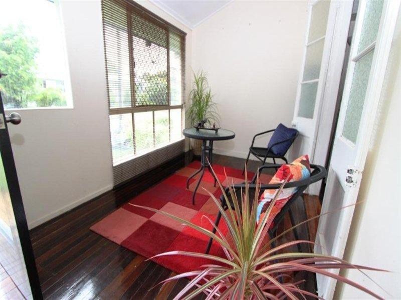 4 McKelligett Street, Wandal QLD 4700