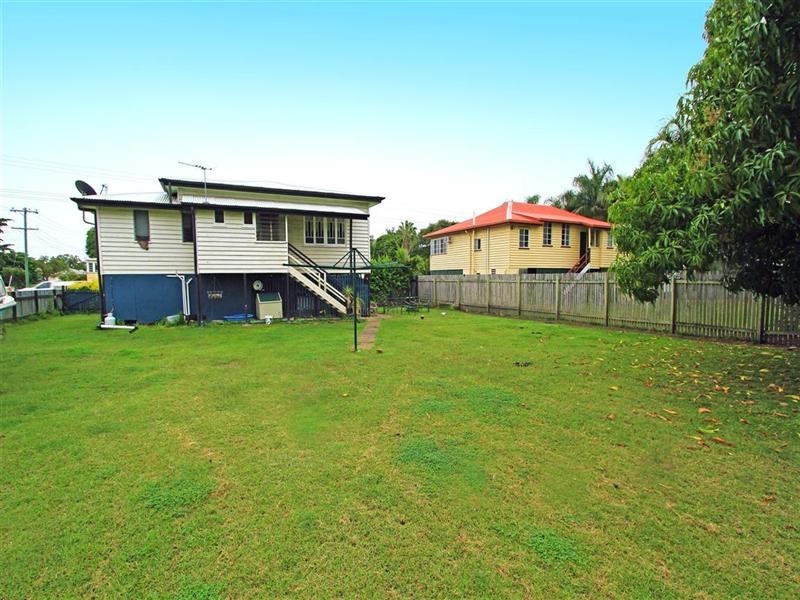 81 Main Street, Park Avenue QLD 4701