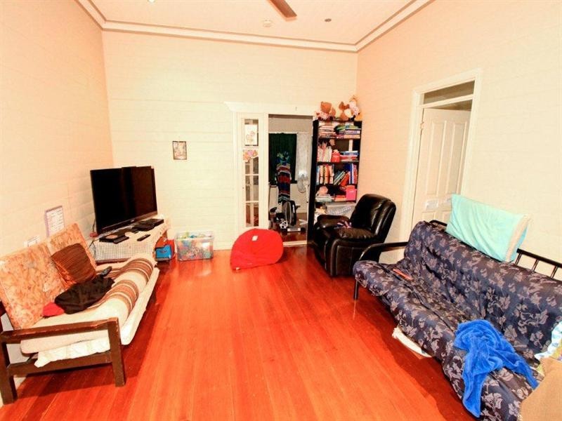 27 Wilkinson Street, Wandal QLD 4700