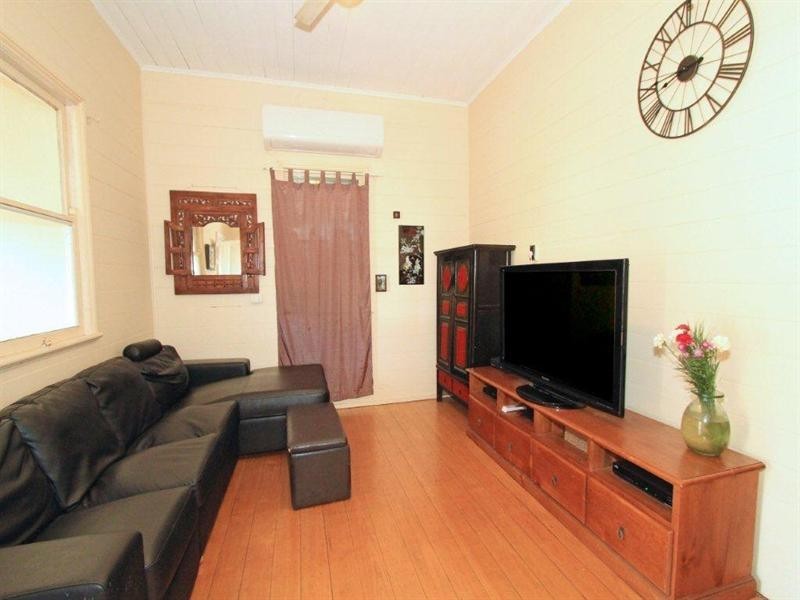 353 Rhodes Street, Koongal QLD 4701