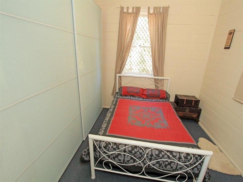 353 Rhodes Street, Koongal QLD 4701