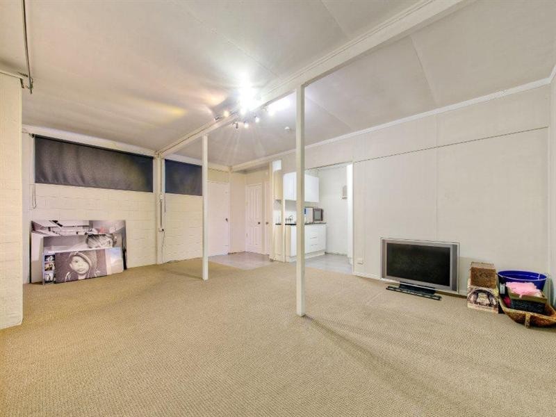 311 Diplock Street, Frenchville QLD 4701