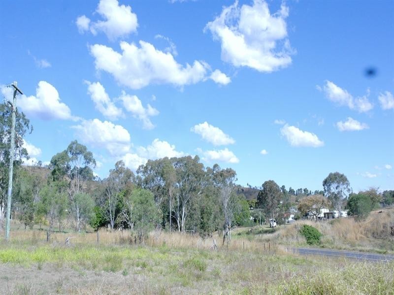 16A Creek Street, Baree QLD 4714