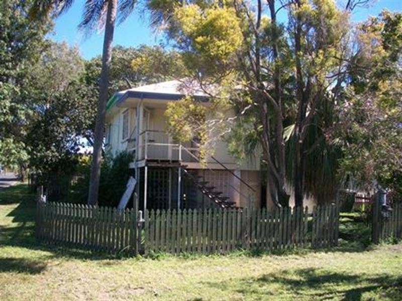 85 Water Street, Berserker QLD 4701