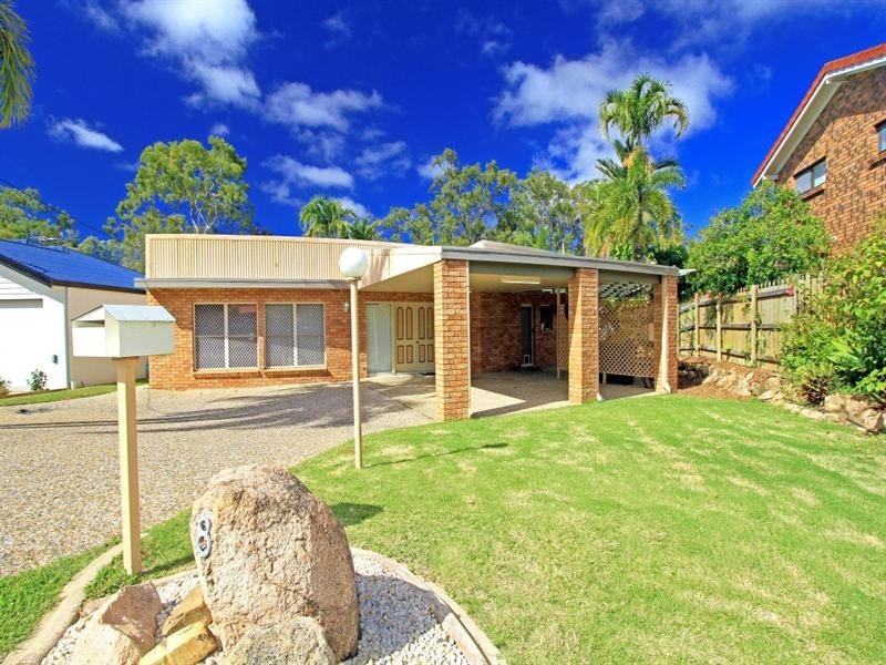 8 McRae Place, Frenchville QLD 4701