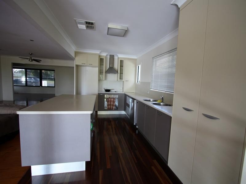 18 Jackson Street, Wandal QLD 4700