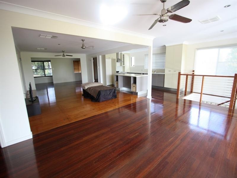 18 Jackson Street, Wandal QLD 4700