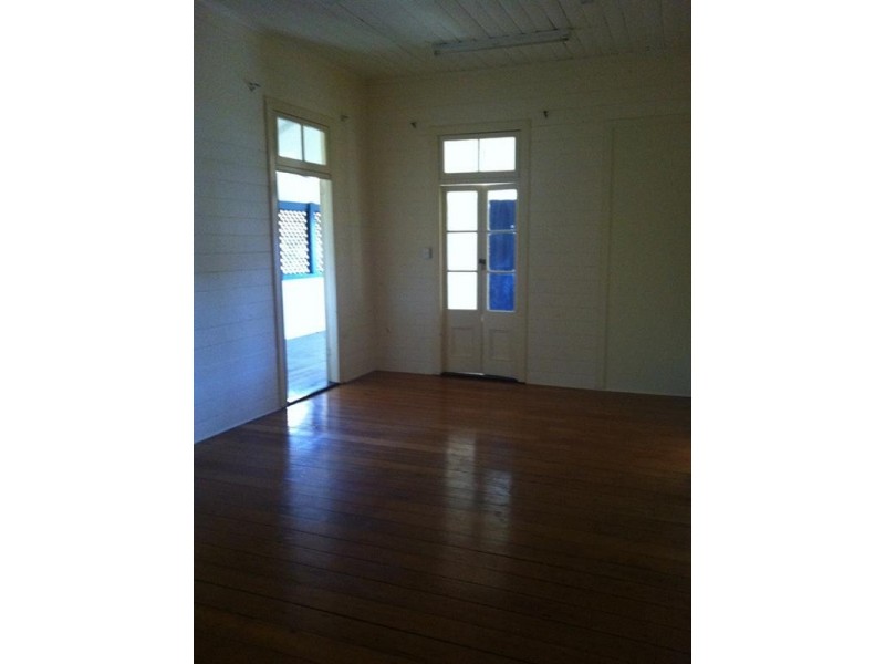 107 Stanley Street, Rockhampton City QLD 4700
