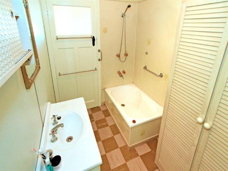 69 Jones Street, Wandal QLD 4700