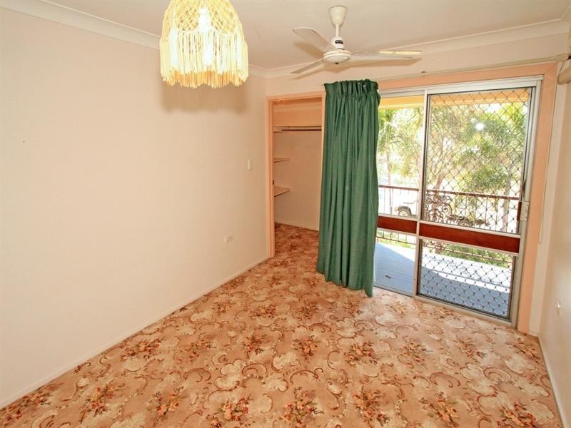 15 Crick Street, Kawana QLD 4701