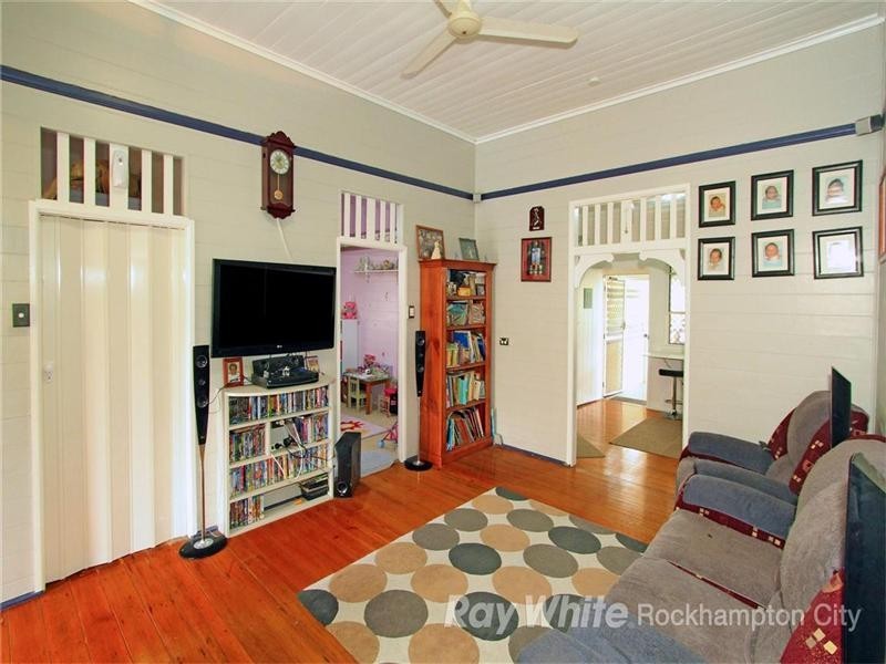 12 Jones Street, Wandal QLD 4700