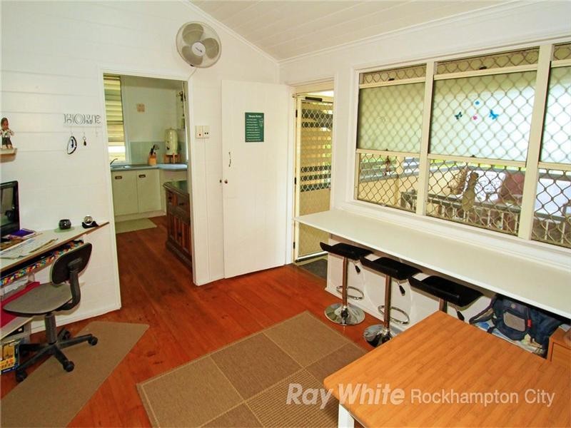 12 Jones Street, Wandal QLD 4700