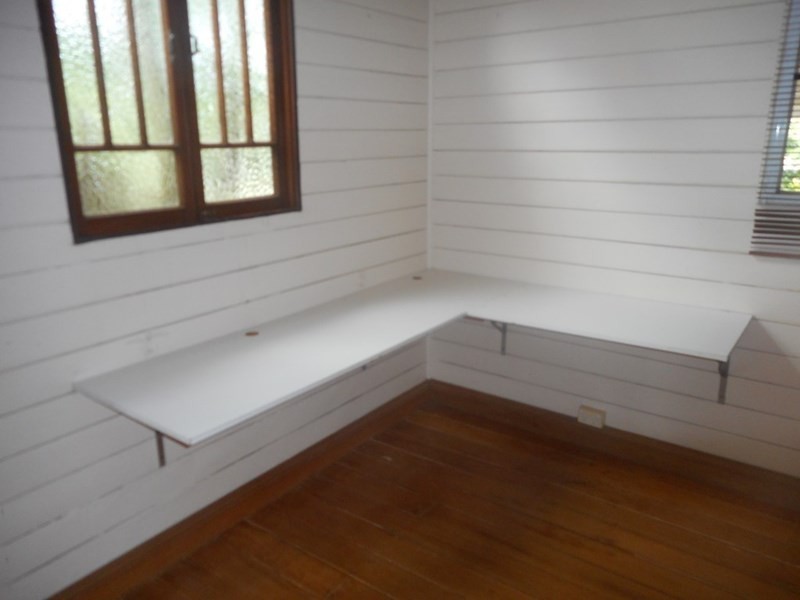 232 North Street Extended, The Range QLD 4700