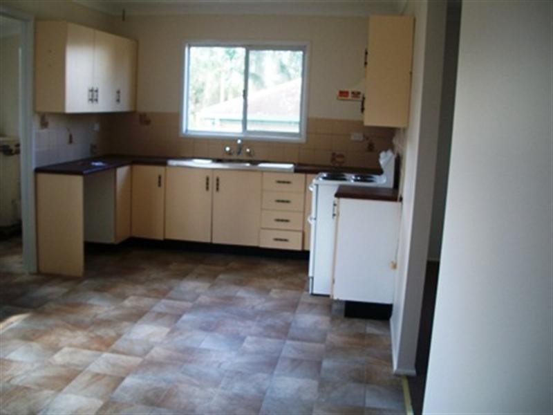 92 Berserker Street, Berserker QLD 4701