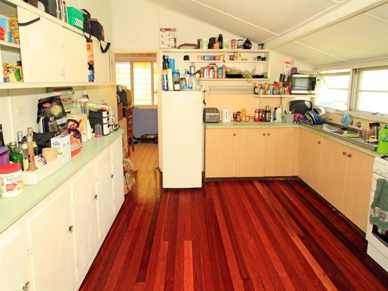 190 Peter Street, Berserker QLD 4701