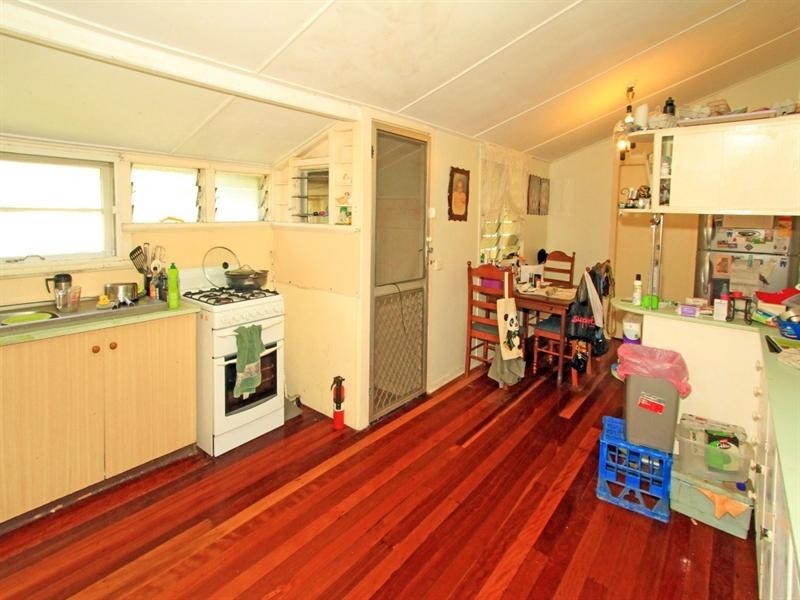 190 Peter Street, Berserker QLD 4701