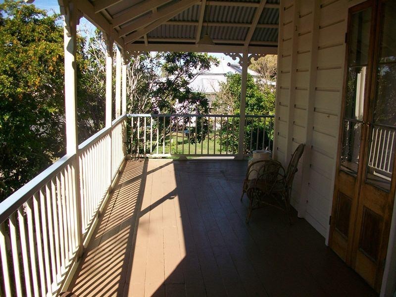 4 Davis Street, The Range QLD 4700