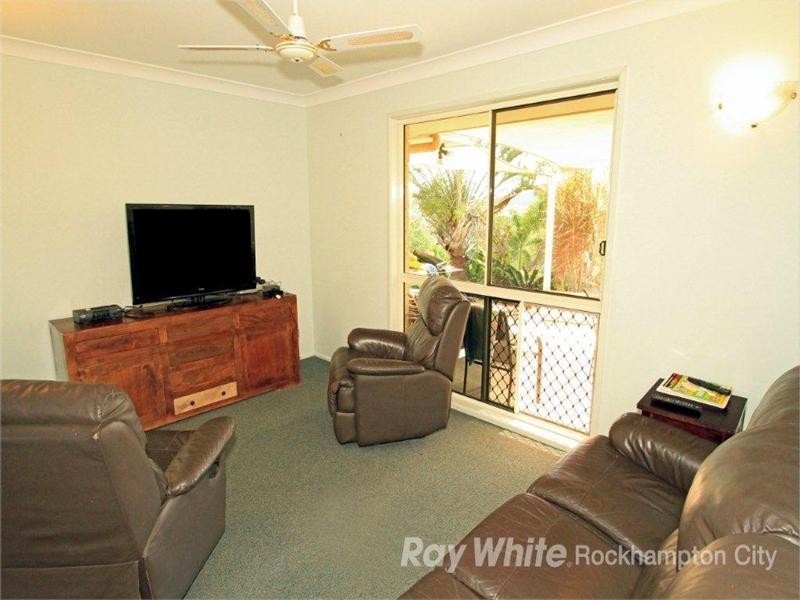 30 Mark Acton Close, Rockyview QLD 4701