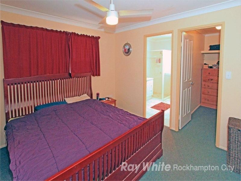 30 Mark Acton Close, Rockyview QLD 4701