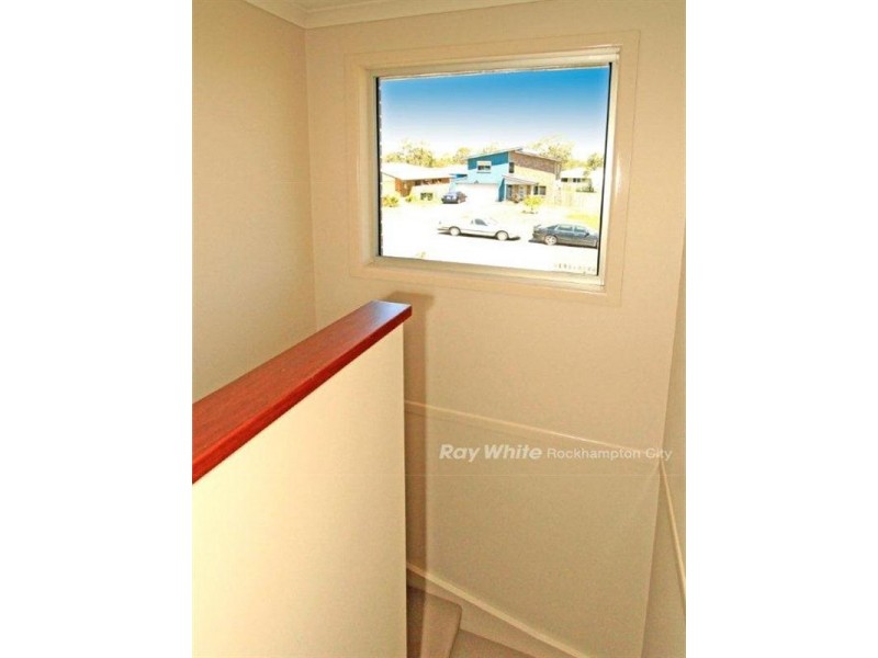 16 Maree Crescent, Gracemere QLD 4702