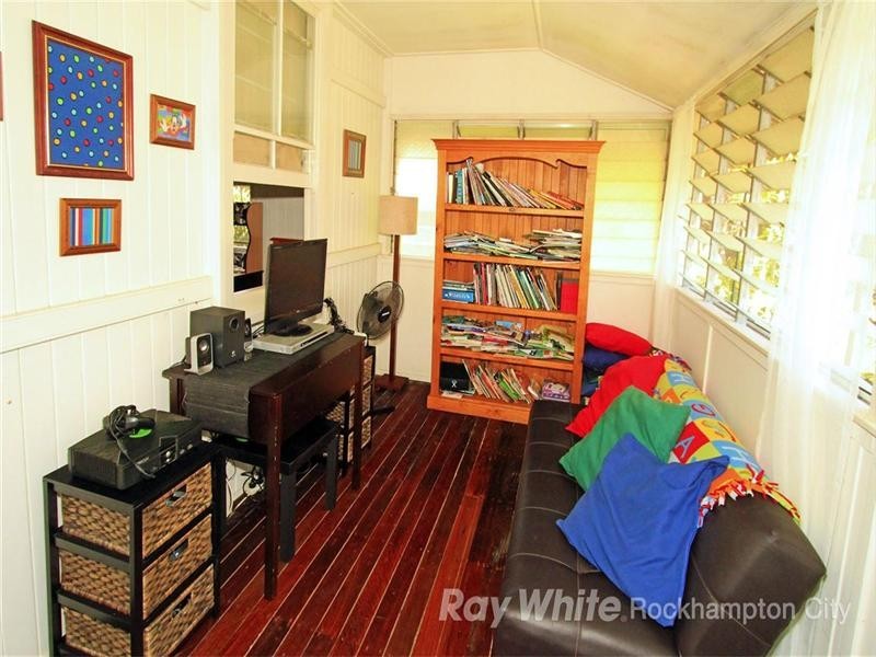 37 Jessie Street, The Range QLD 4700