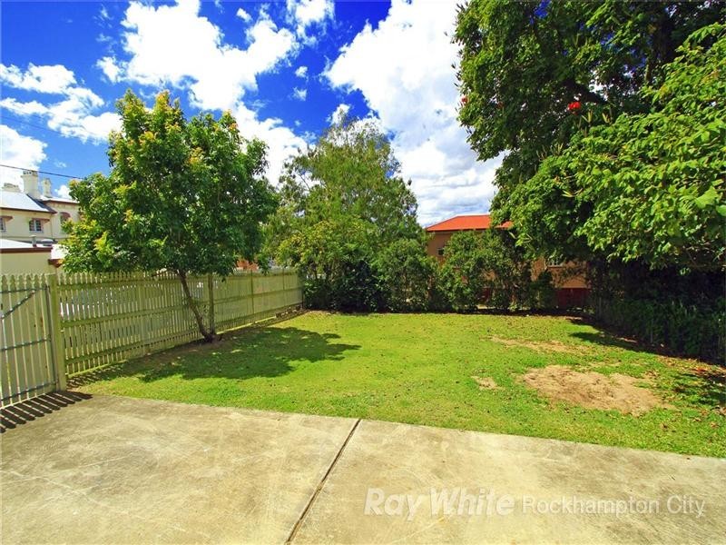 37 Jessie Street, The Range QLD 4700