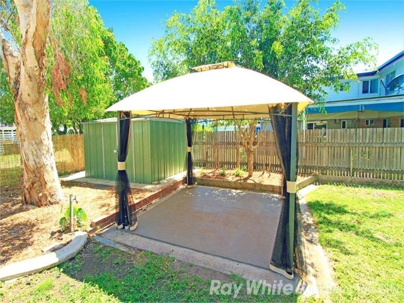 32 Elwing Street, Kawana QLD 4701