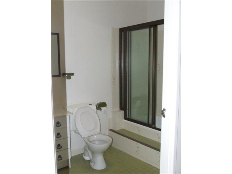 3/34 Wentworth Terrace, The Range QLD 4700