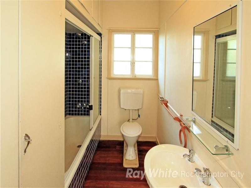 15 Woodville Street, Wandal QLD 4700