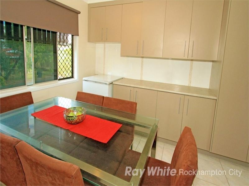 19 Webber Avenue, Kawana QLD 4701