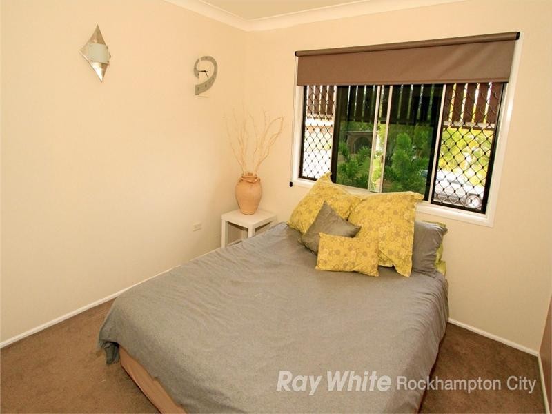 19 Webber Avenue, Kawana QLD 4701