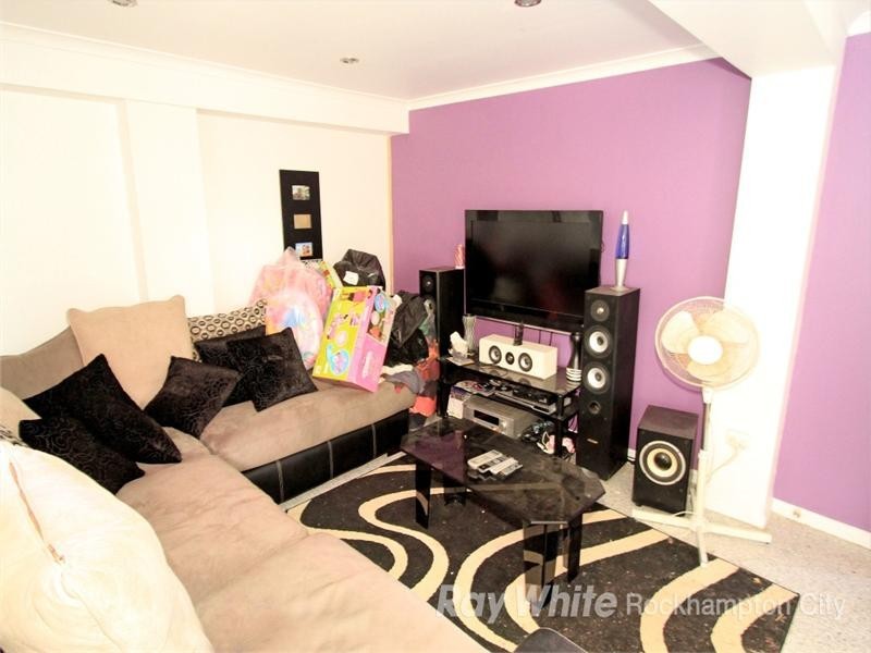 19 Webber Avenue, Kawana QLD 4701