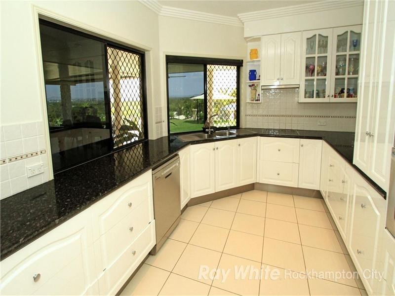 5 Greenwood Close, Frenchville QLD 4701