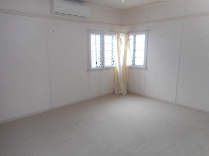 19 Naughton Street, Wandal QLD 4700