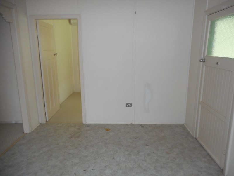 19 Naughton Street, Wandal QLD 4700