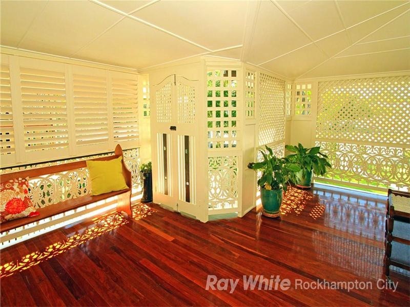 261 William Street, The Range QLD 4700