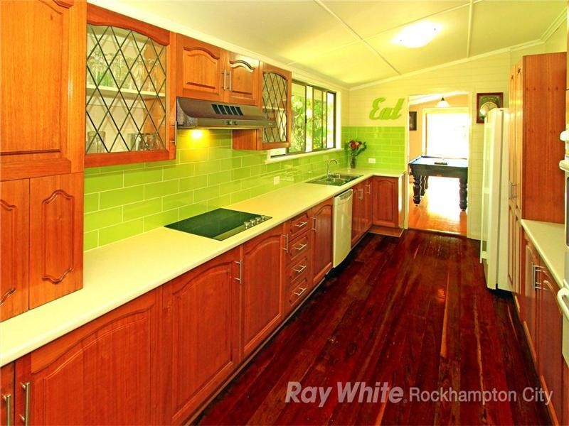 261 William Street, The Range QLD 4700