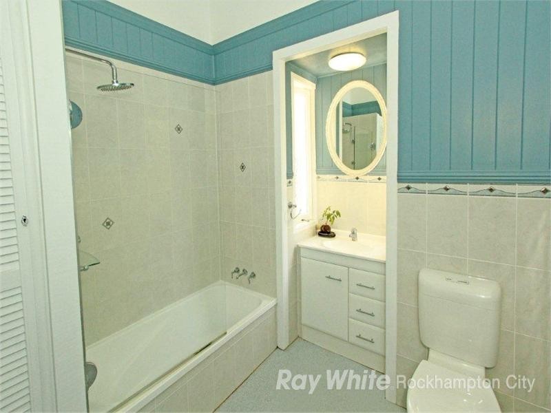 261 William Street, The Range QLD 4700