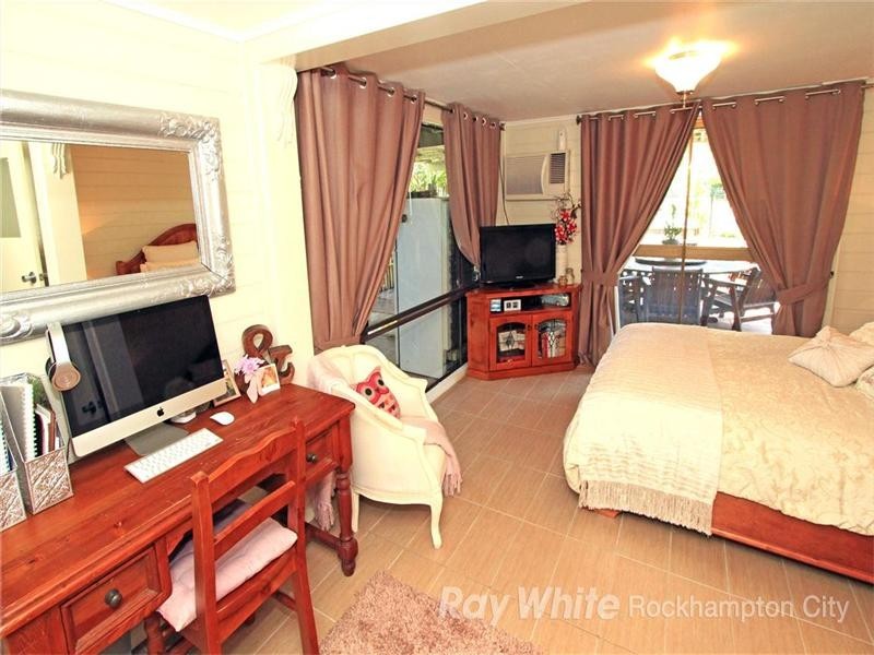 261 William Street, The Range QLD 4700