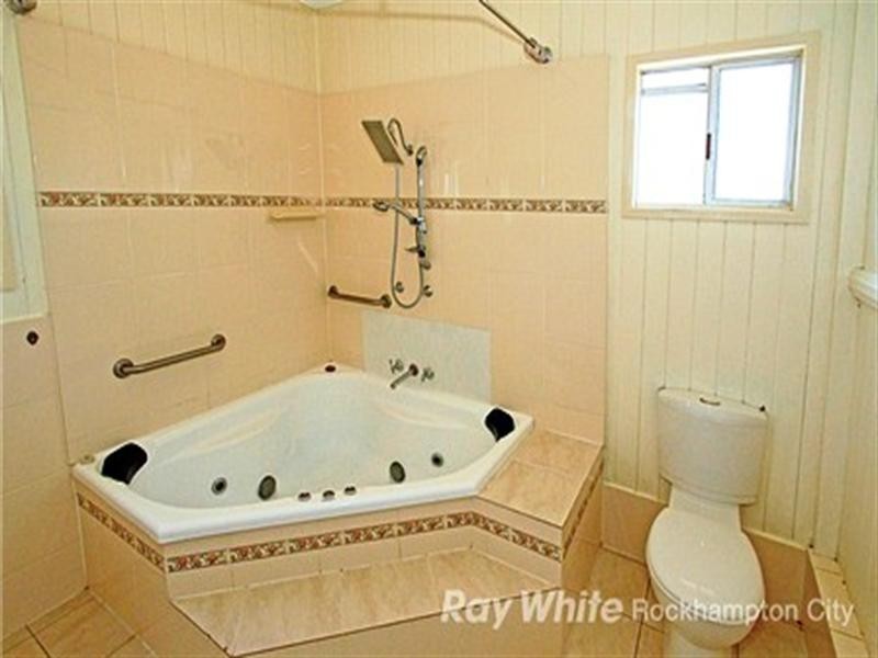 46 Lanigan Street, West Rockhampton QLD 4700