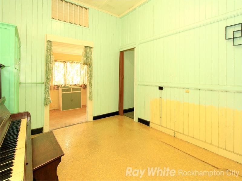 11 Canning Street, The Range QLD 4700