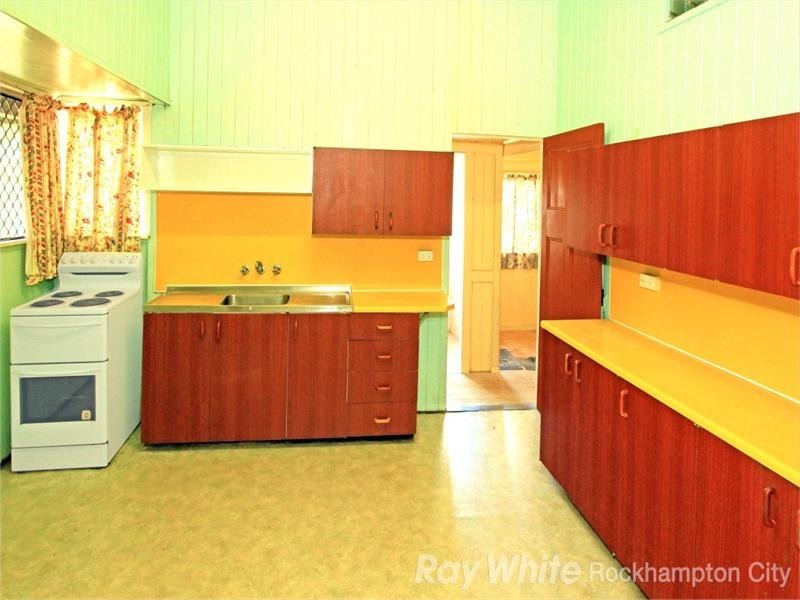 11 Canning Street, The Range QLD 4700